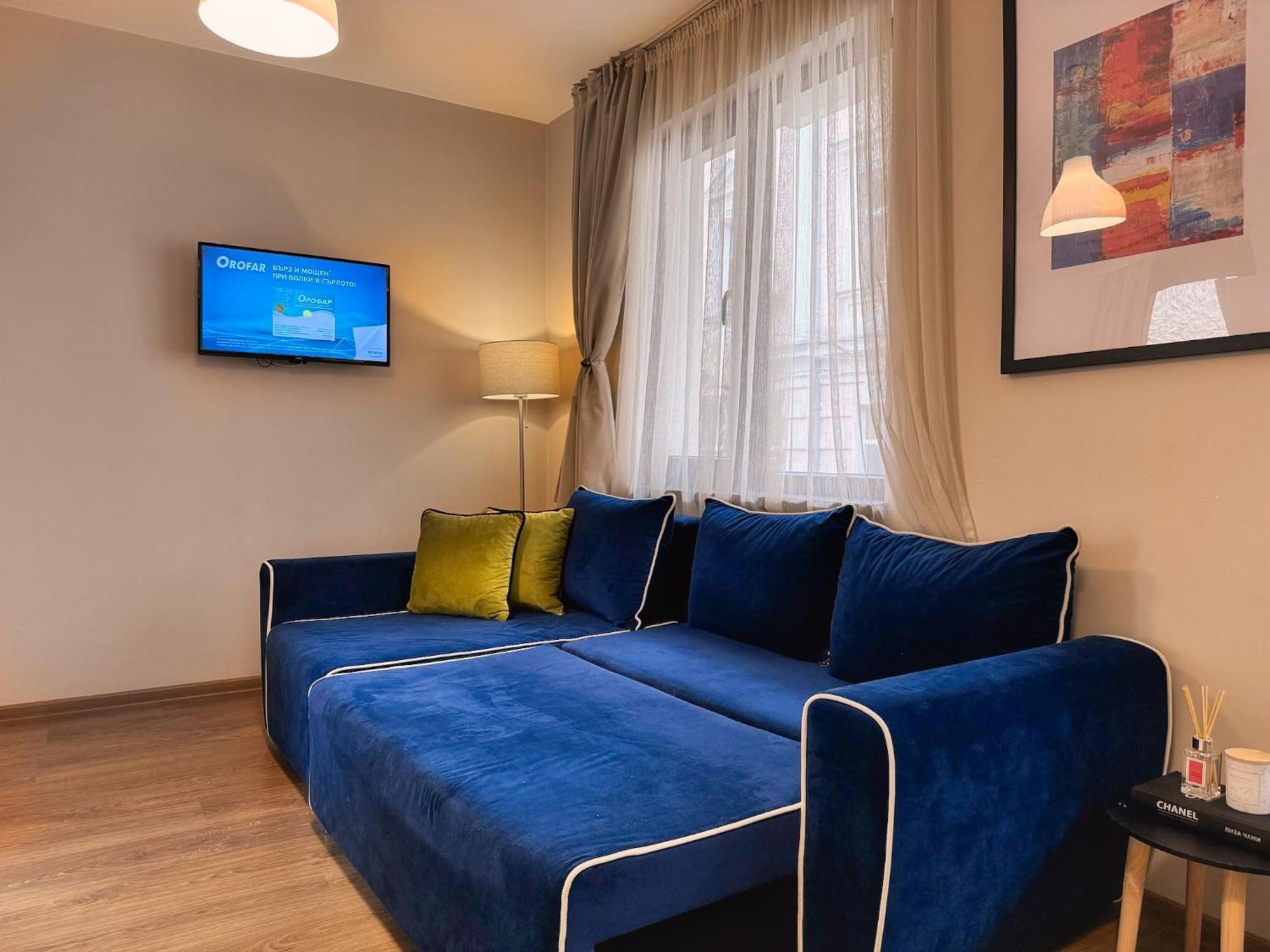 Top Centre Plovdiv Apt. With Parking For 4 Guests Kültér fotó