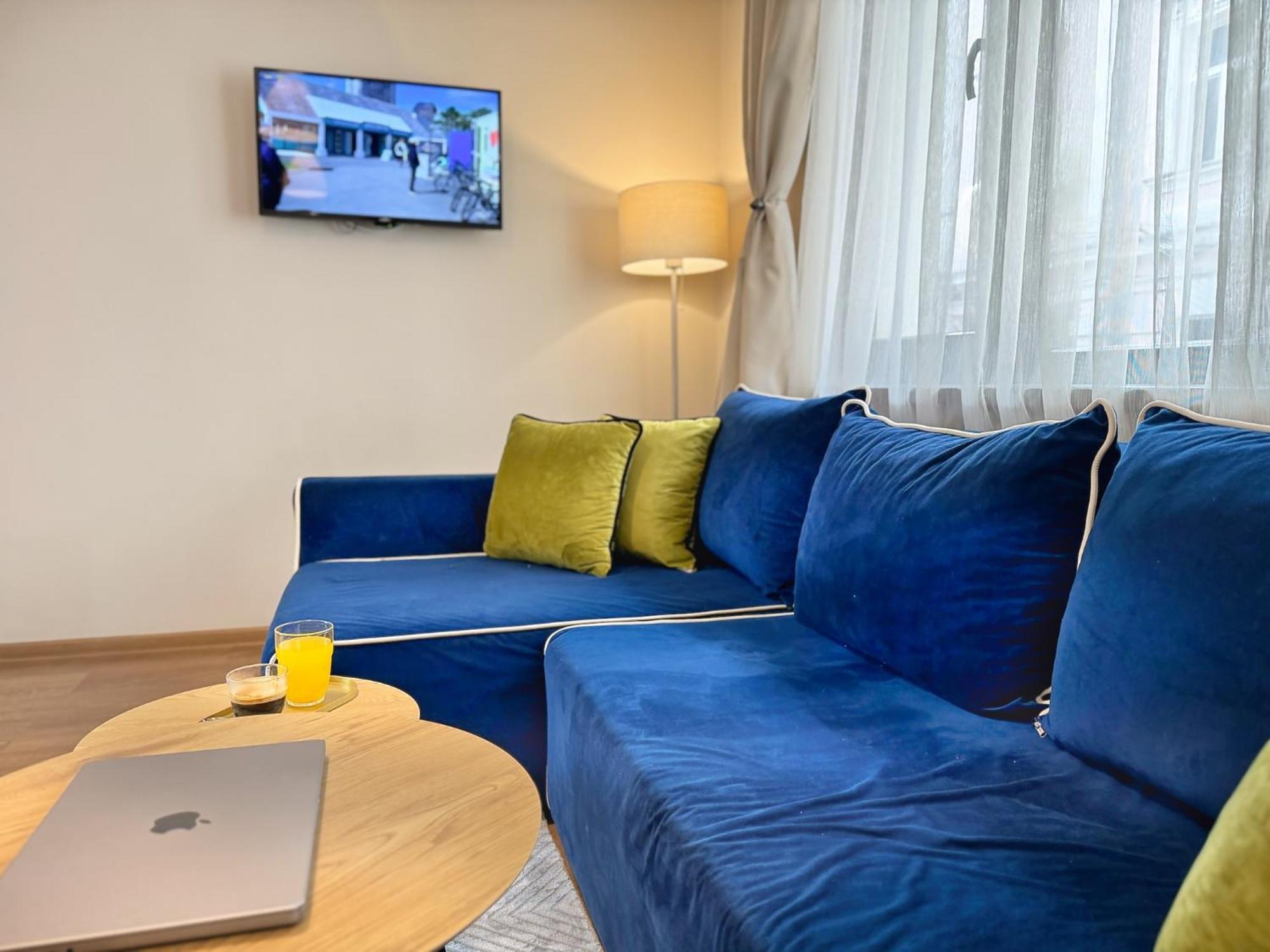 Top Centre Plovdiv Apt. With Parking For 4 Guests Kültér fotó