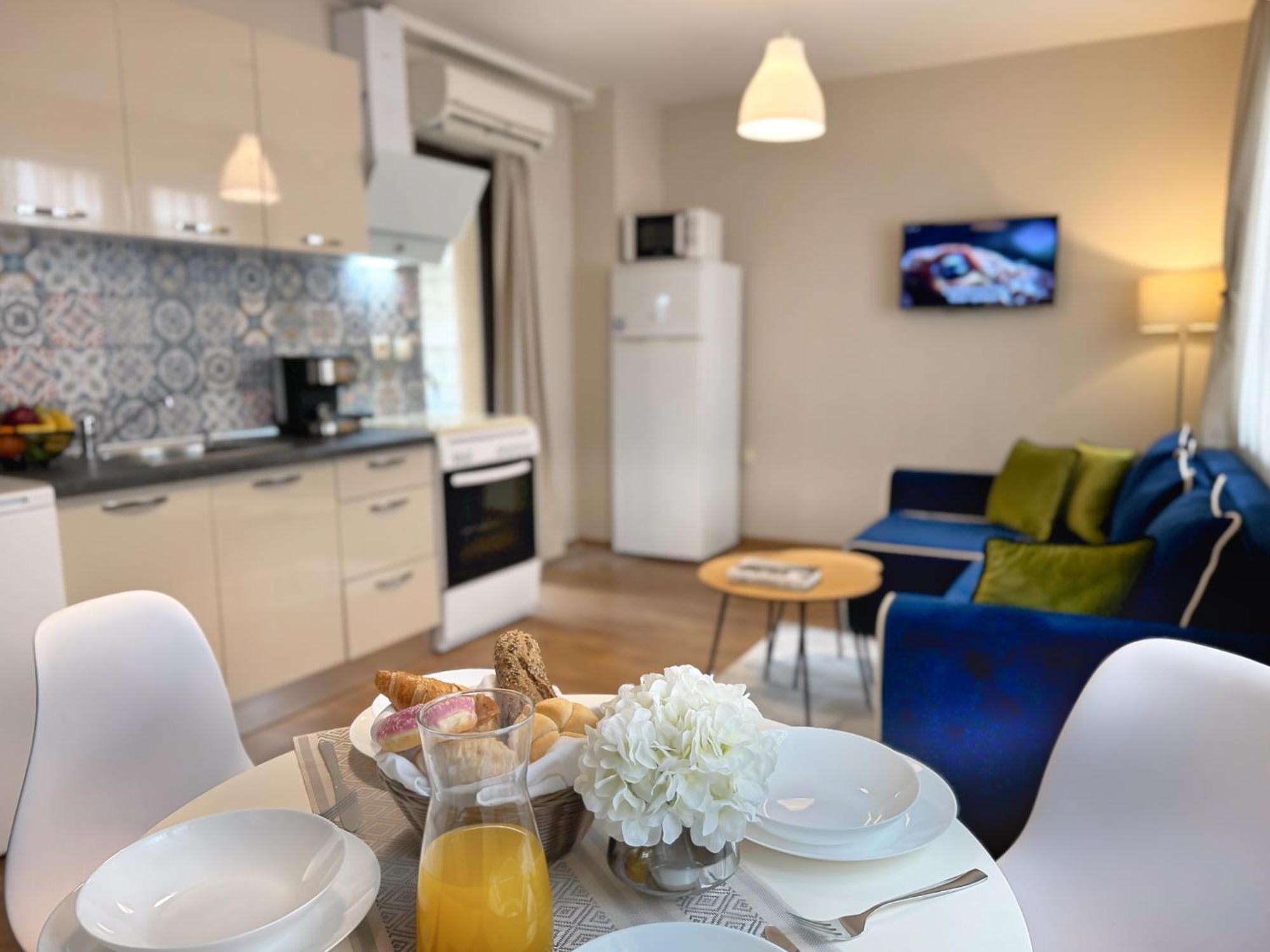 Top Centre Plovdiv Apt. With Parking For 4 Guests Kültér fotó