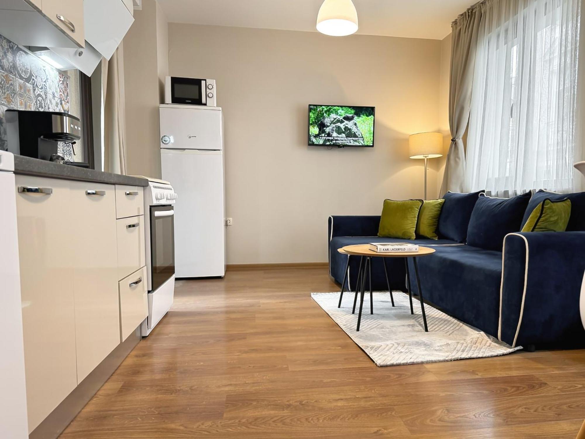 Top Centre Plovdiv Apt. With Parking For 4 Guests Kültér fotó