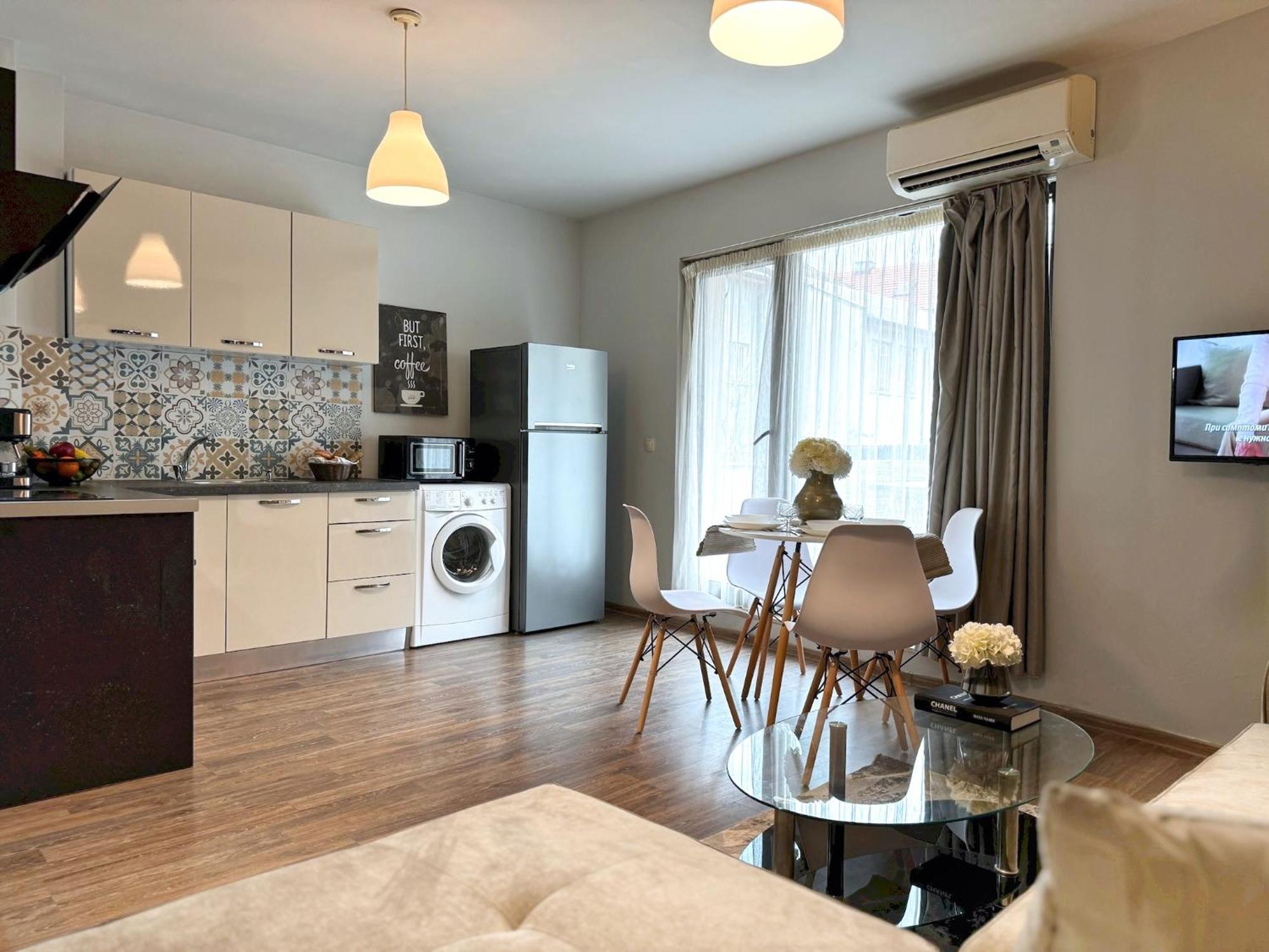 Top Centre Plovdiv Apt. With Parking For 4 Guests Kültér fotó